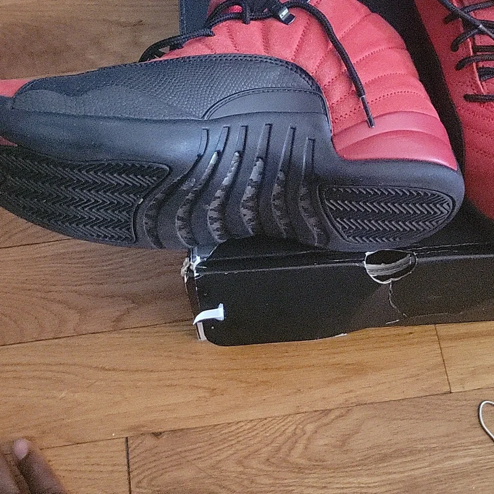 Air Jordan - Picture 5 of 10
